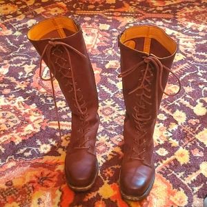 GENUINE Frye lace up boots!